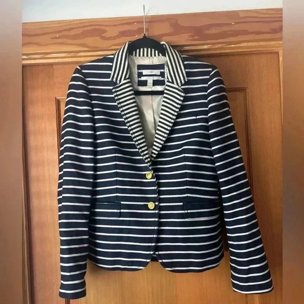 J.Crew Women’s Striped Schoolboy Blazer. Blue & white striped. Size 8. - Picture 9 of 12